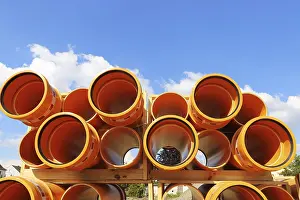 Mutterstadt Development Area Drucke: Stack of KG pipes on a construction site in the Mutterstadt development area