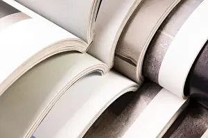 Waste Separation Techniques Drucke: Stack of open magazines