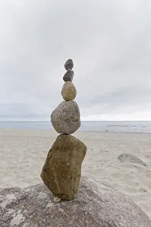 Deserted Baltic Sea Drucke: Stack of stones in the morning