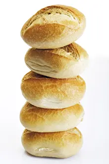 Baked Goods Stack Drucke: Stacked bread rolls, buns