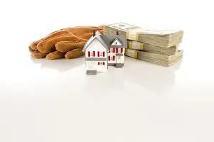 Capital Market Trends Drucke: Stacks of one hundred dollar bills