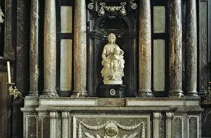 Drucke von Statue der heiligen Maria von Michelangelo in der Liebfrauenkirche Stadt Brügge Belgien Michelangelo Buonarroti Drucke: Statue der heiligen Maria von Michelangelo in der Liebfrauenkirche Stadt Brügge Belgien