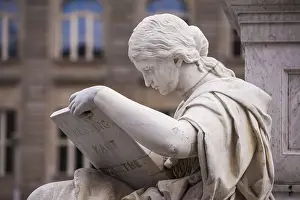 Drucke von Büstenstatue eines lesenden Gelehrten Bildhauerei Drucke: Büsten einer lesenden Gelehrten