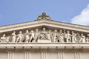 Classicistic Architecture Drucke: Statues on the facade of the Walhalla memorial