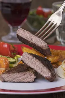 Empty Plate Steak Drucke: Steak on a fork