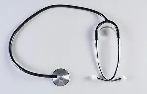 Healthcare Instrument Drucke: Stethoscope on isolated background