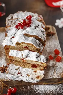 Advent Season Desserts Drucke: Stollen is fruit bread of nuts