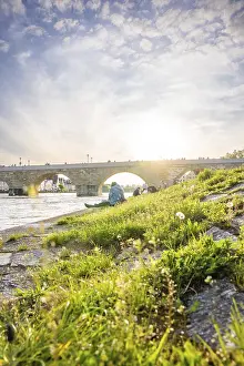 Southern Germany Waterfront Scene Drucke: Stone Bridge on the Danube at sunset