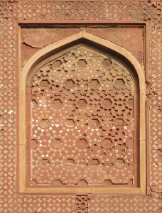 Drucke von Steinmuster auf einer Tempelwand im Roten Fort, Agra, UNESCO-Weltkulturerbe, Indien Indien Kulturerbestätten Drucke: Steinmuster auf einer Tempelwand im Roten Fort.