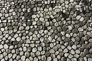 Deserted Stone Structure Drucke: Stone wall, background image