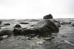 Baltic Sea Shore Drucke: Stones at the beach