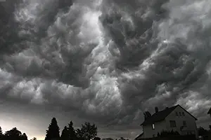 Nimbostratus Cloud Formation Drucke: Storm clouds