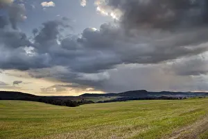 Gloomy Weather Forecast Drucke: Storm clouds over fields