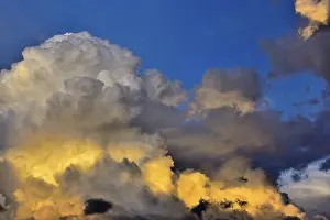 Dramatic Cloud Formation Drucke: Storm clouds, towering vertical clouds