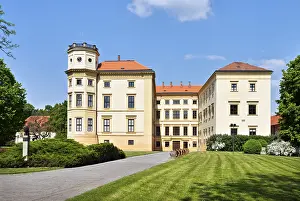 Drucke von Schloss Strážnice, Strážnice, Bezirk Hodonín, Jihomoravský kraj, Tschechische Republik Schloss Drucke: Schloss Strážnice, Strážnice