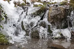 Snowy Countryside Landscapes Drucke: Stream, brook, ice, flowing water