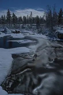 Northern Europe Waterfront Scene Drucke: Stream in moonlight, Norrbotten