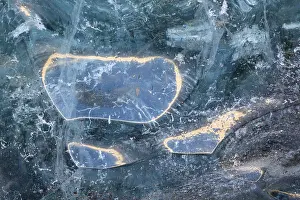 Glacial Ice Structures Drucke: Structures in glacial ice, ice cave