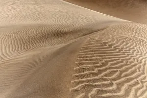 Spain Desert Scene Drucke: Structures in the sand, dunes of Maspalomas
