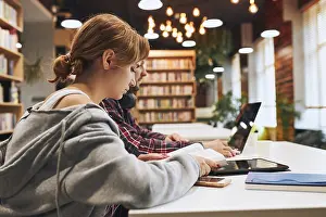 Educational Institution Drucke: Students learning in university library