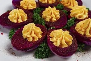Stuffed Eggs Drucke: Stuffed eggs, stained with beetroot juice