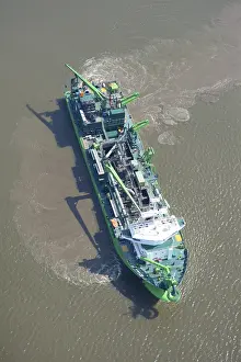 Freight Transport Europe Drucke: Suction dredger Scheldt River on the Elbe