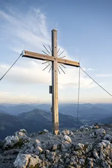 Austria Mountain Peak Drucke: Summit cross of the Scheffauer
