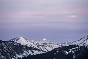 Evening Sun In Austria Drucke: Summit of Grossglockner at sunset in winter