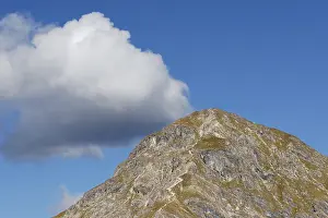 Northern Alps Drucke: Summit with summit cross of the Mondscheinspitze