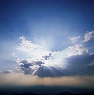 Sun Behind Clouds Drucke: Sun behind clouds