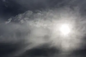 Sun Behind Clouds Drucke: Sun behind rain clouds, wallpaper