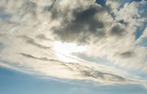 Cloud Formations Drucke: Sun shining through clouds
