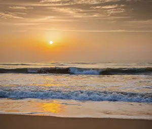 Tropical Landscape Drucke: Sunrise on beach with dramatic sky