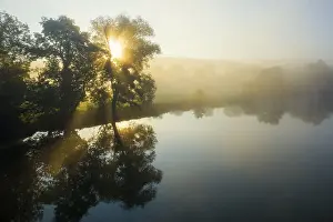 Deserted River Scene Europe Drucke: Sunrise on the Loue River