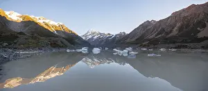 High Mountain Range Reflections Drucke: Sunrise, reflection in Hooker Lake