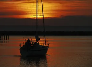 Evening Sunlight On The Sea Drucke: Sunset