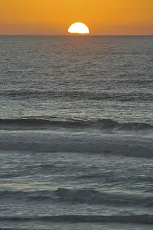 Uninhabited Coastline Spain Drucke: Sunset on the Atlantic Ocean, El Cotillo