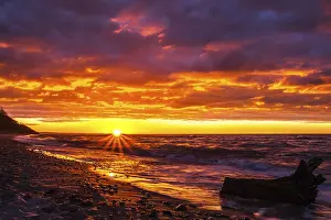 Atmospheric Evening Skies Drucke: Sunset Baltic Sea