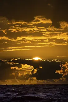 Deserted Coastline Germany Drucke: Sunset with clouds over the Baltic Sea