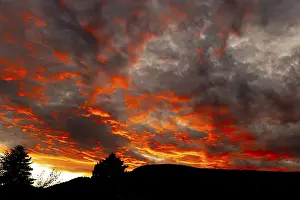 Deserted Austrian Landscape Drucke: Sunset, Clouds, Lower Austria, Austria