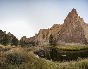 Evening Light On The Rocks Drucke: Sunset, course of the Crooked River