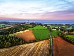 Devon Drone Photography Drucke: Sunset of Devon Farms and Fields over Berry Pomeroy from a drone