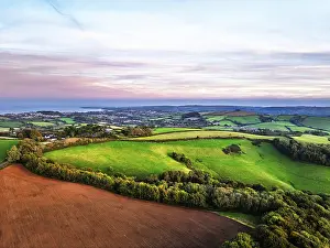 British Countryside Drone Image Drucke: Sunset of Devon Farms and Fields over Berry Pomeroy from a drone