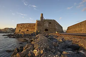 Venetian Sea Fortress Greece Drucke: Sunset, evening light, backlight