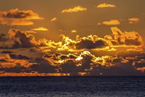 Madeira Portugal Drucke: Sunset, evening light, clouds, sea