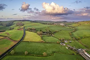 British Countryside Drone Shot Drucke: Sunset over fields and farms from a drone