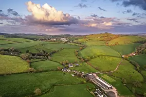 Agricultural Landscape Photography UK Drucke: Sunset over fields and farms from a drone