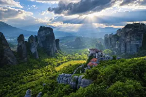Rousanou Monastery Drucke: Sunset over monastery of Rousanou and Monastery of St