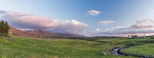 Scottish Evening Sky Drucke: Sunset of Mountain and Meadows over Smoo Cave