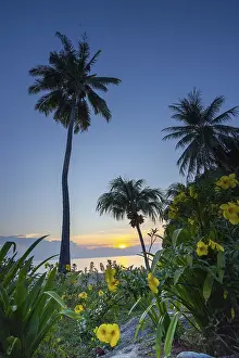 Atmospheric Coastal Photography Drucke: Sunset over the ocean at ABC Beach